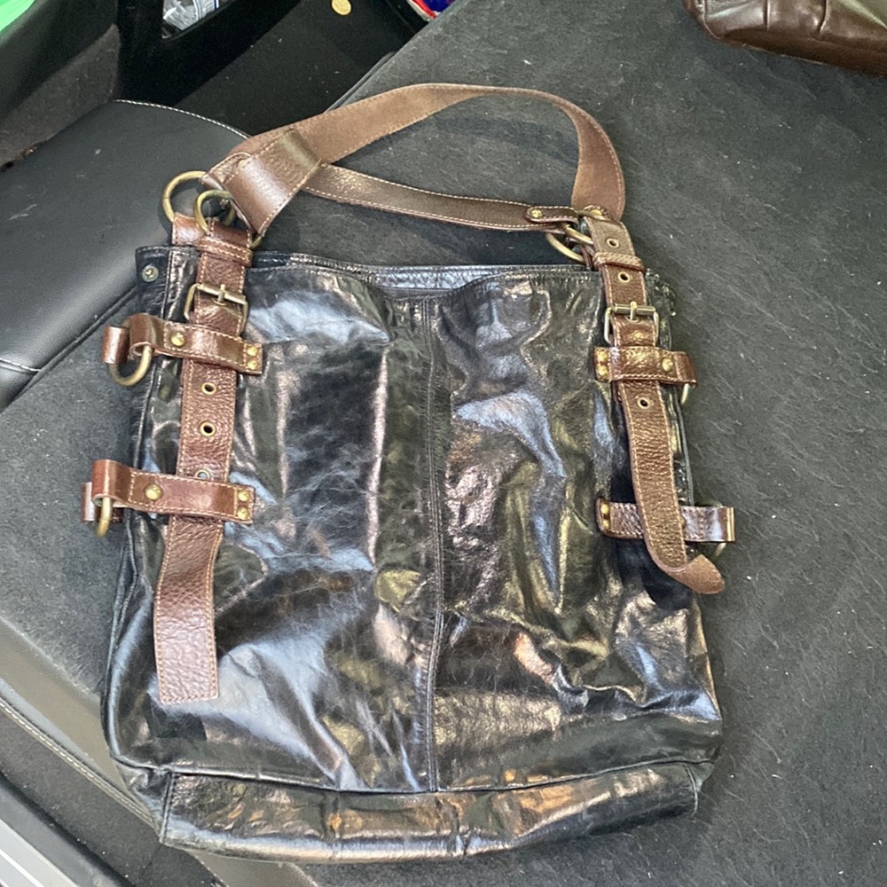 Tano Black leather purse